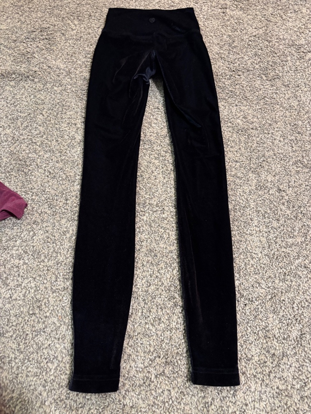Lululemon Wunder Lounge High-Rise Tight 28" *Velvet size 0 - Picture 4 of 5